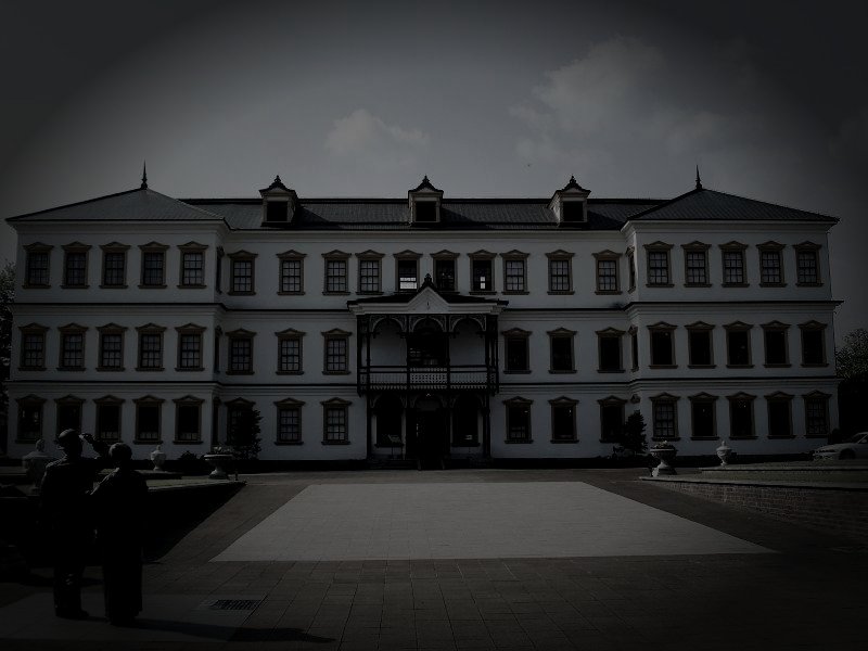 小坂町旧小坂鉱山廃墟の霊のイメージ（モザイク処理済み）