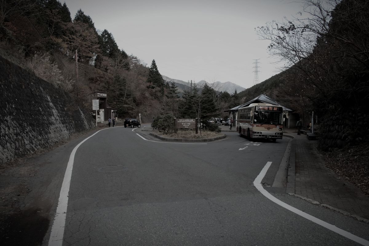 ヤビツ峠のイメージ(モザイク処理済み)