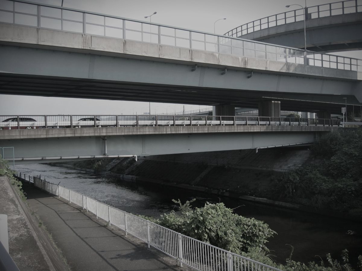 旧鶴見川姿橋のイメージ(モザイク処理済み)