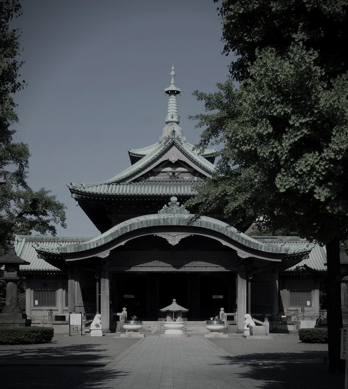 東京都慰霊堂（横網町公園）のイメージ 3 / 4（モザイク処理済み）