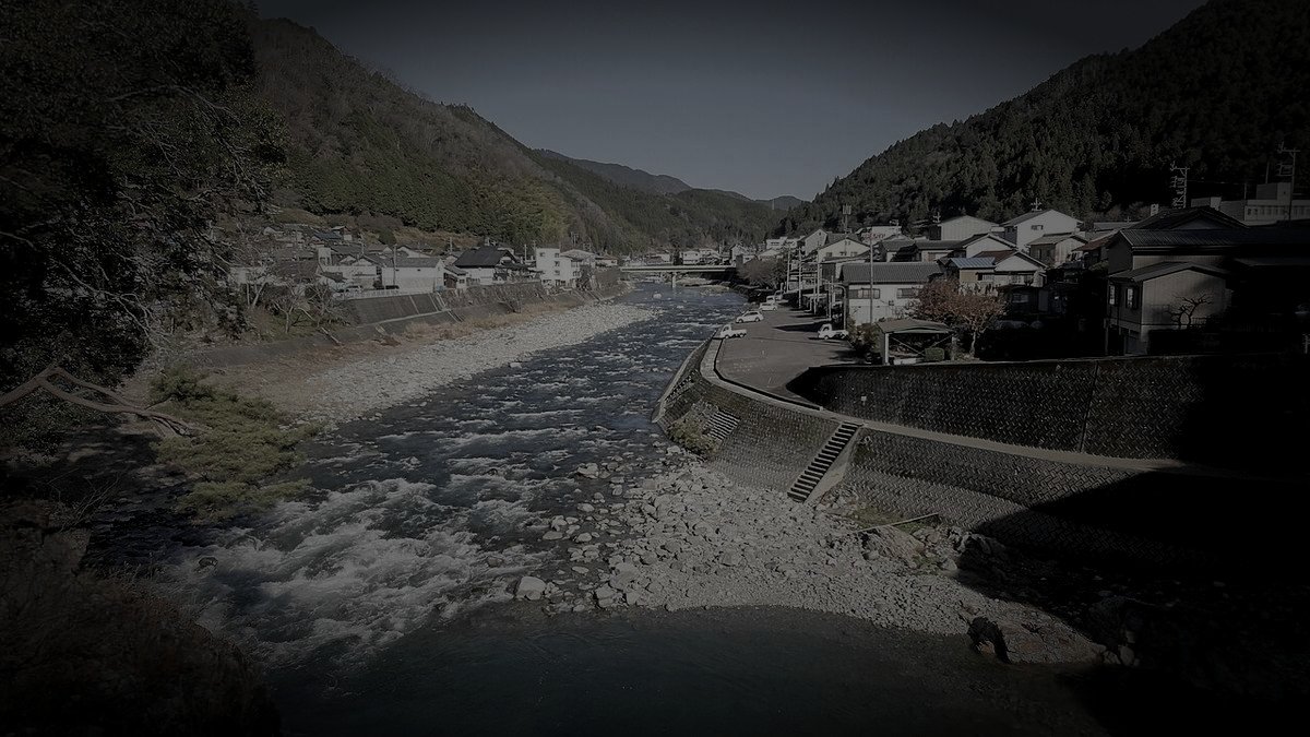 白川町廃農村の怪火のイメージ（モザイク処理済み）