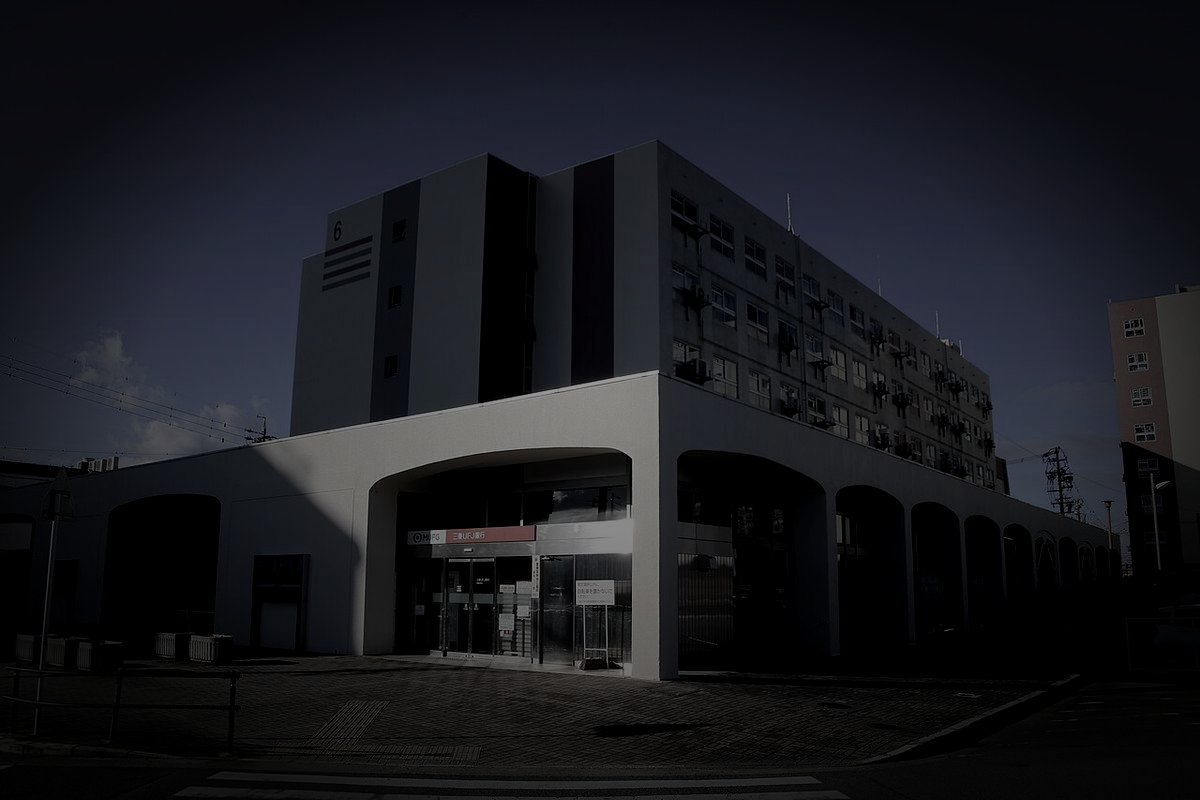 津島市廃農村の道祖神の祟りのイメージ（モザイク処理済み）