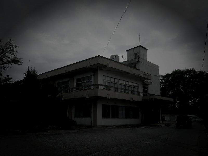 泰阜村廃農村の霊火のイメージ（モザイク処理済み）