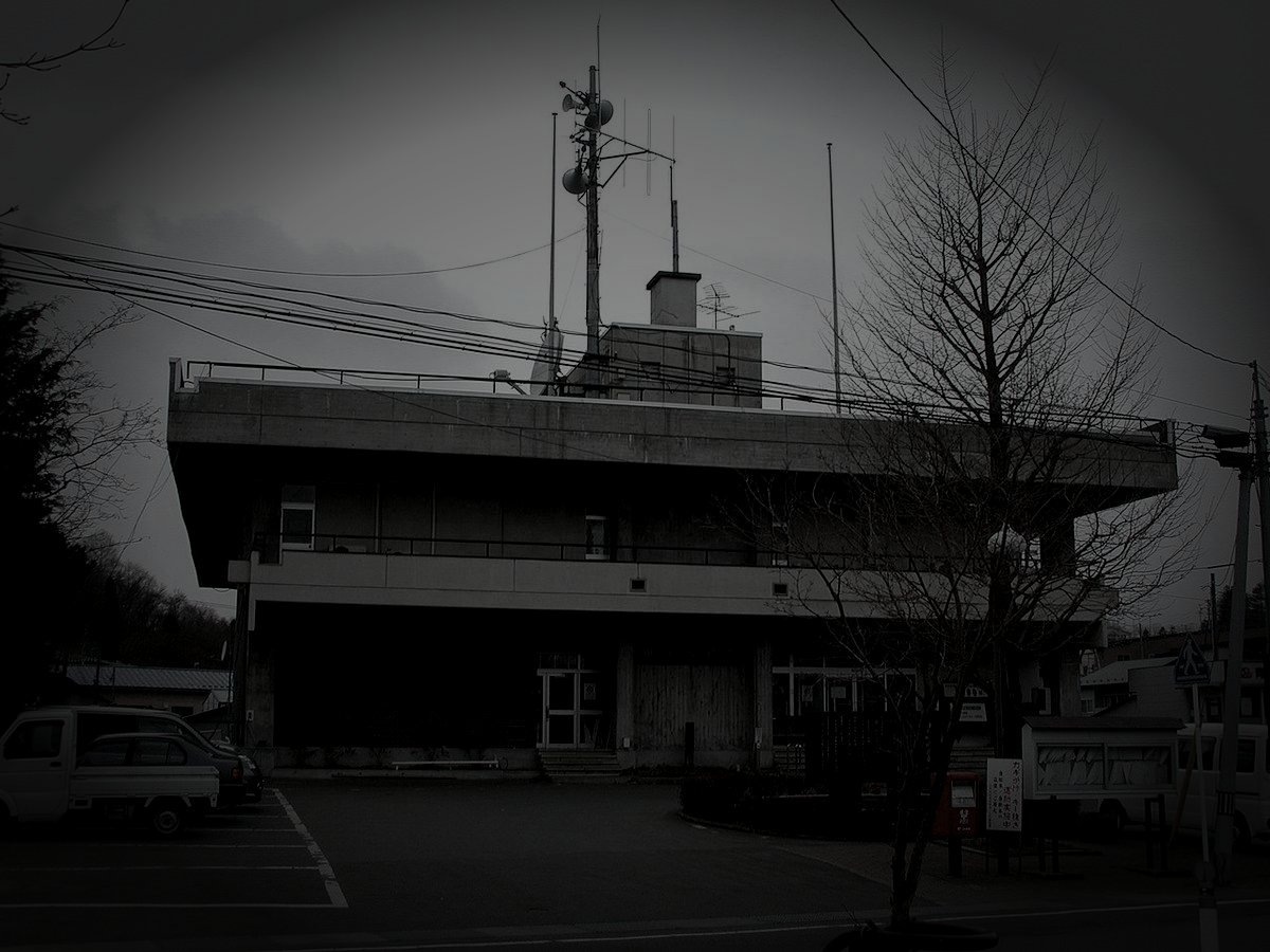 田子町廃農村の山霊のイメージ（モザイク処理済み）