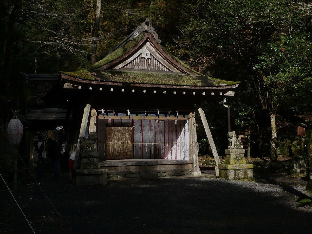 貴船神社奥宮のイメージ（モザイク処理済み）