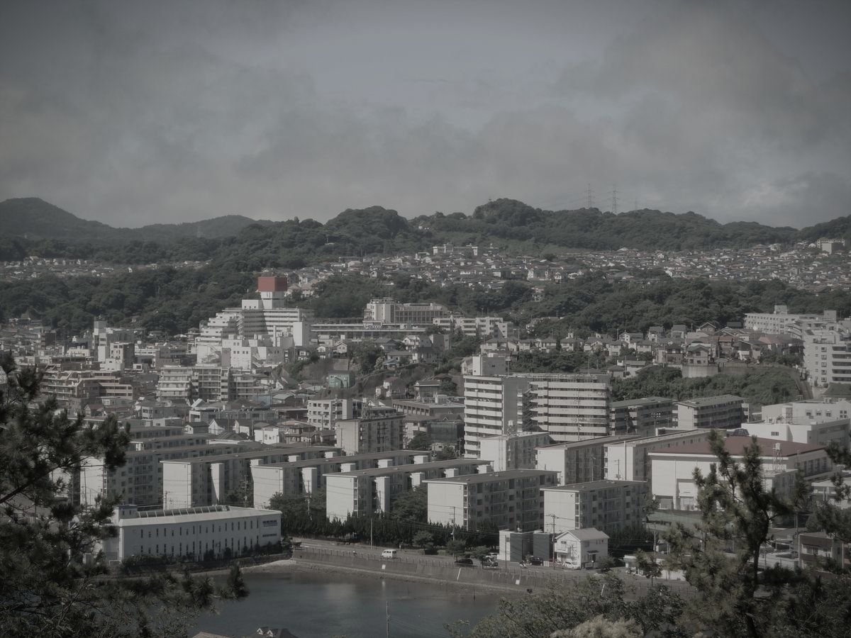 鷹取山のイメージ(モザイク処理済み)