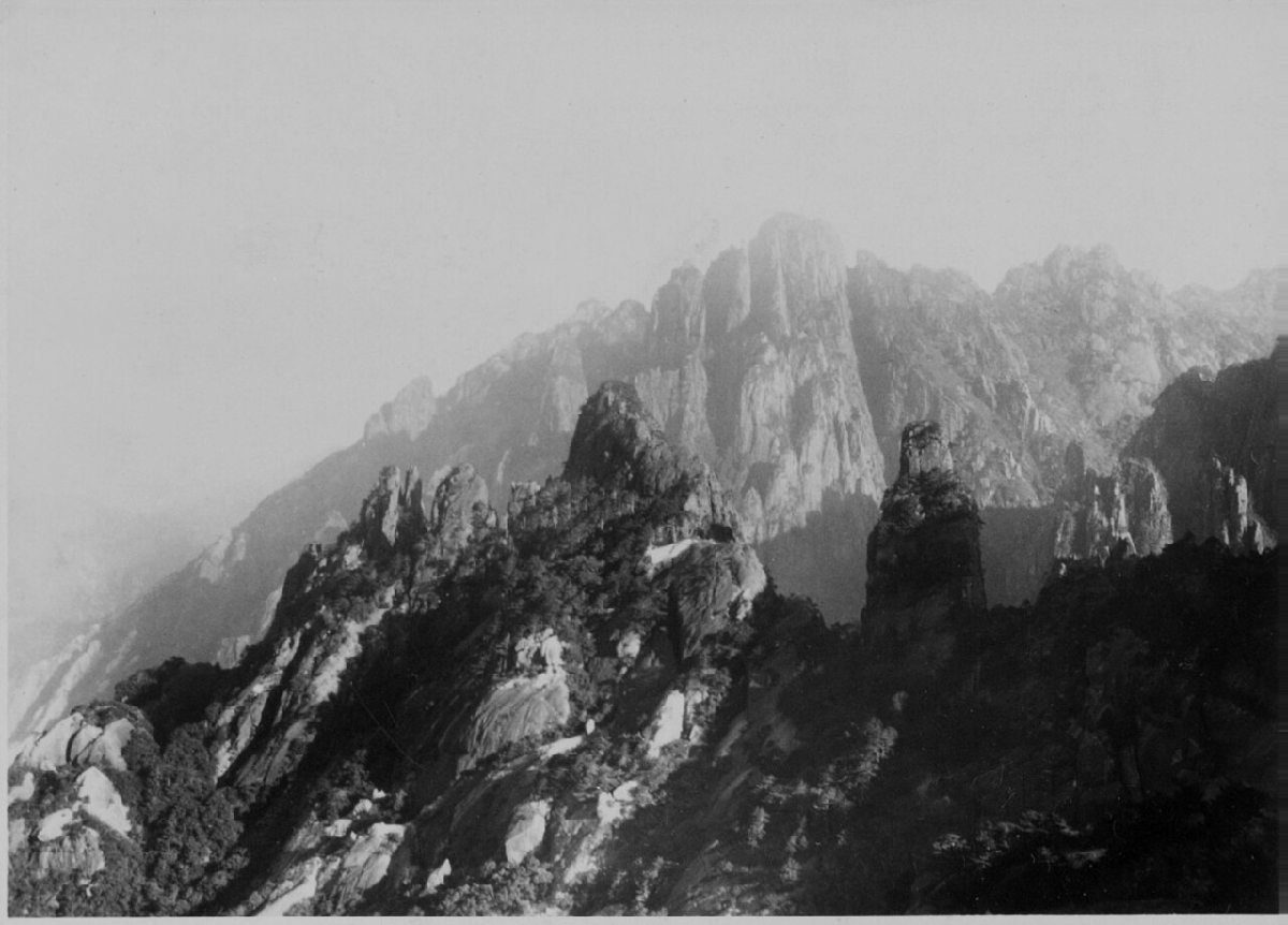 地獄の谷のイメージ（モザイク処理済み）