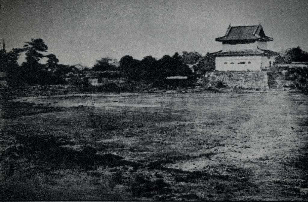 江戸城天守台跡（皇居東御苑）のイメージ 3 / 4（モザイク処理済み）