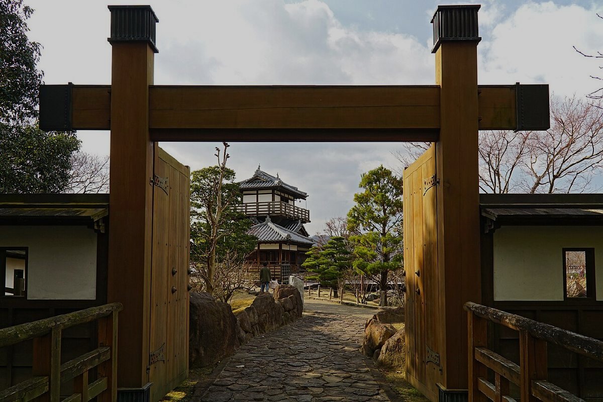 岐阜城跡のイメージ（モザイク処理済み）