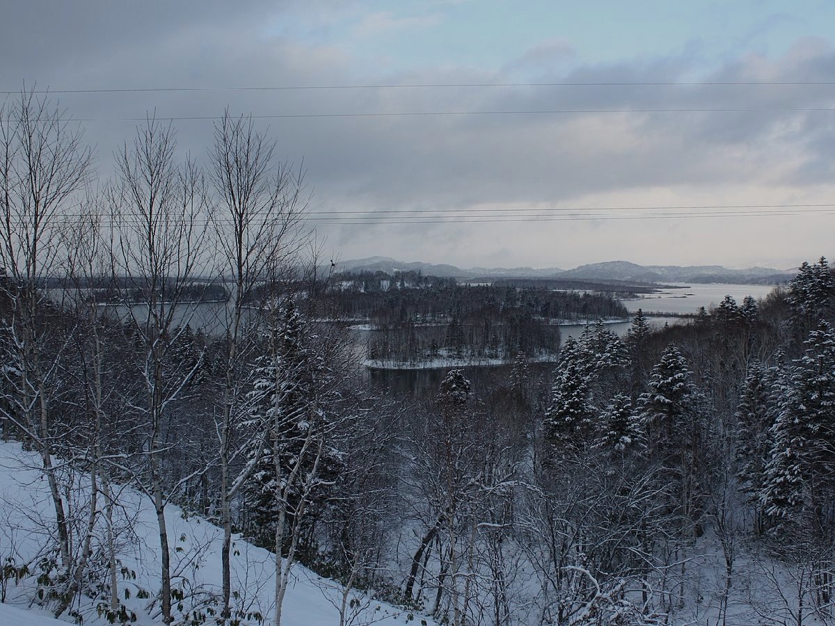 幌加内朱鞠内湖のイメージ（モザイク処理済み）