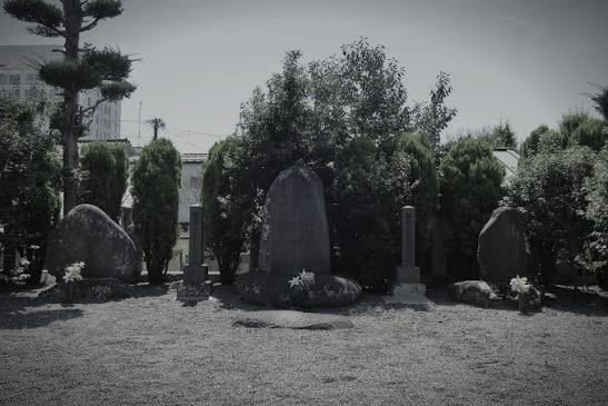 三千人塚のイメージ（モザイク処理済み）
