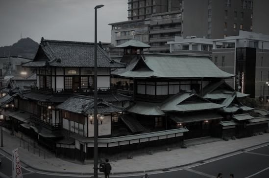 道後温泉旧館のイメージ（モザイク処理済み）