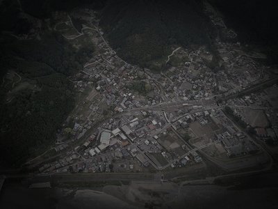 南部町廃農村の山霊