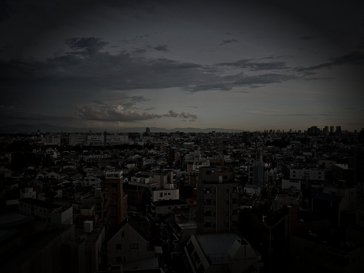 守口市廃工場の労働者霊のイメージ（モザイク処理済み）