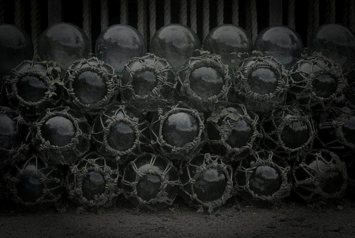 南越前廃道の赤い目のイメージ(モザイク処理済み)