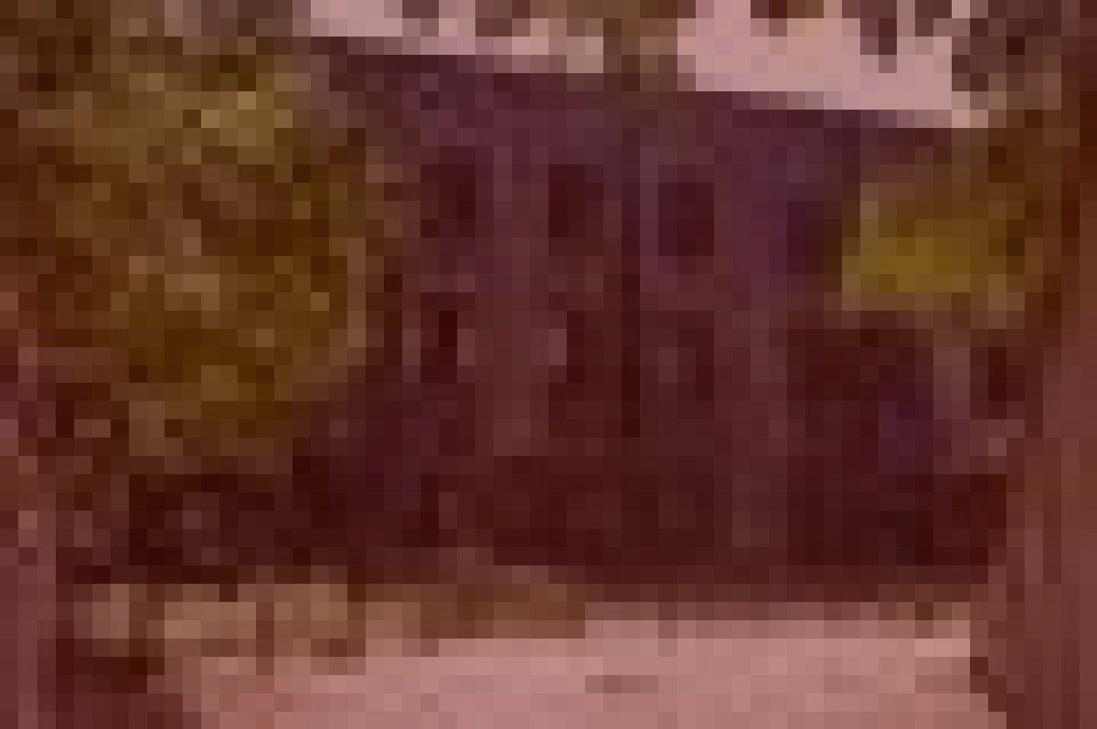 旧日本海軍大久野島のイメージ（モザイク処理済み）