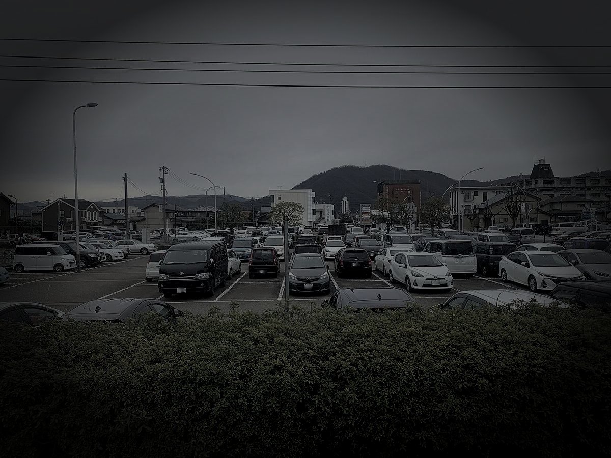 鯖江市廃工場の労働者霊のイメージ（モザイク処理済み）