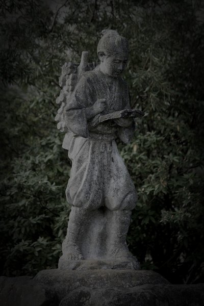 霧島市の旧廃温泉旅館